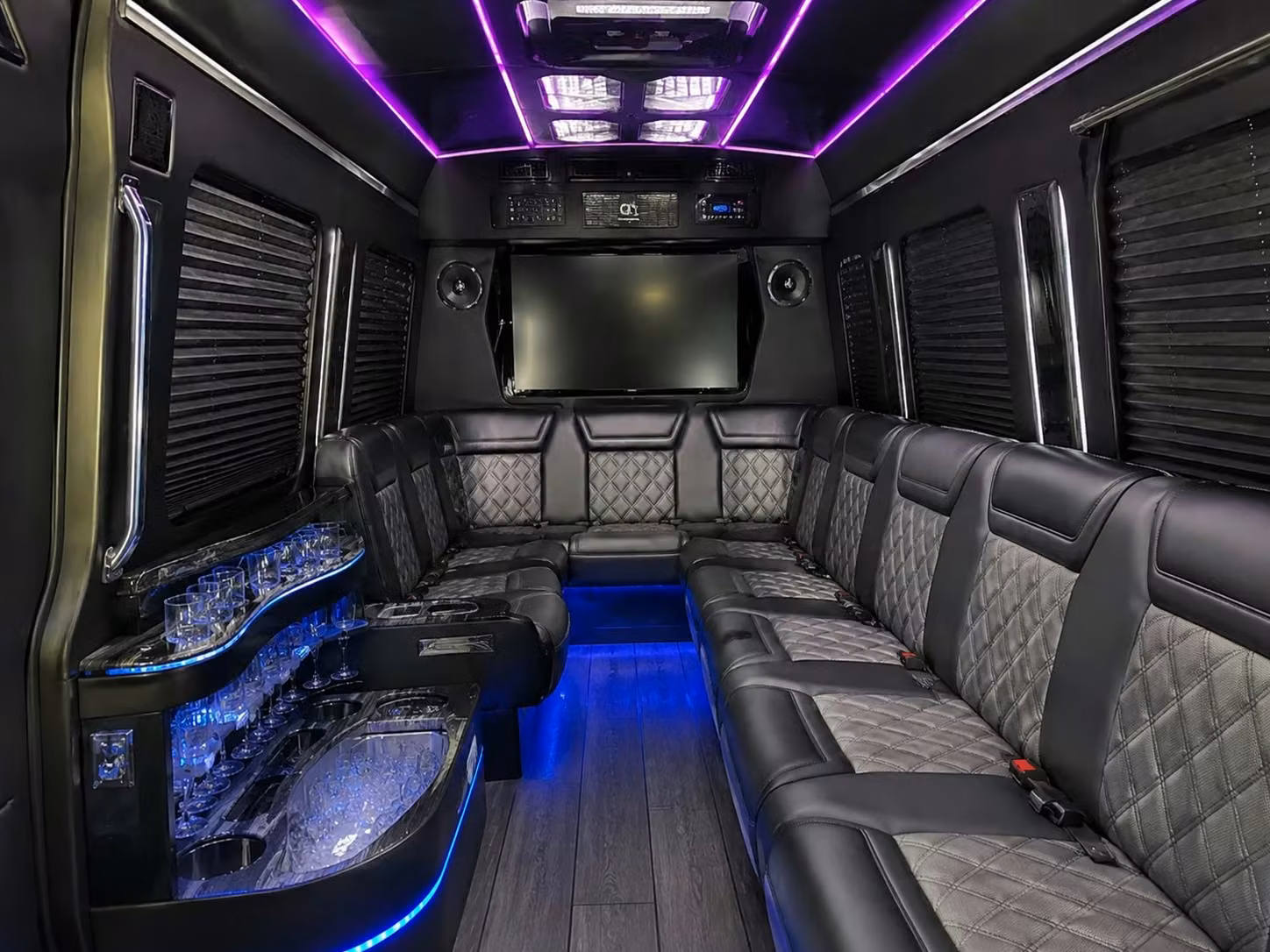 charterbusarvada com is here to handle every transportation need across your entire wedding weekend