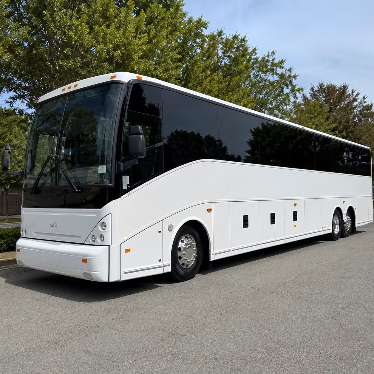 easy corporate airport shuttles for arvada business travelers